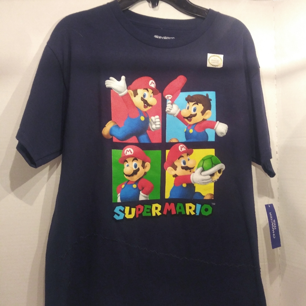 Super Mario Nintendo Graphic Tee NWT